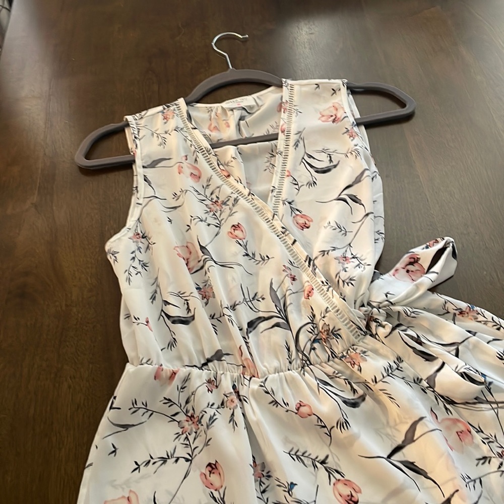 Sienna sky white blouse in size medium